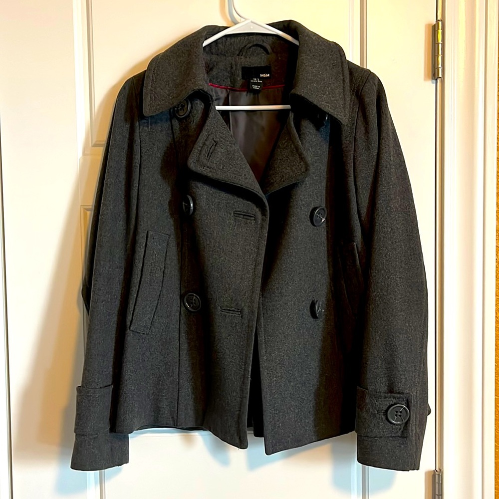 Pea coat short grey - one button is broken